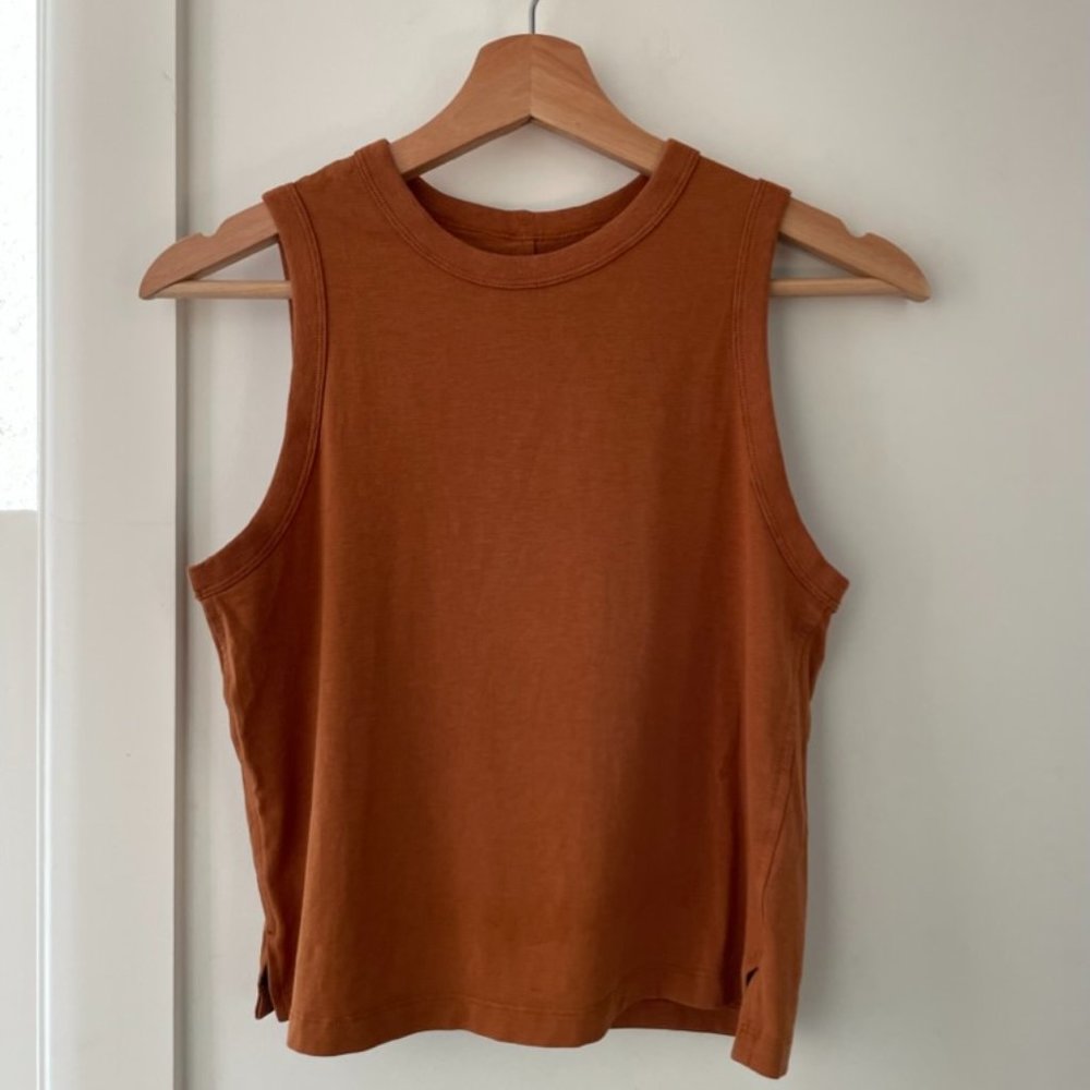 Lululemon All Yours Crop Tank Top Sleeveless Top size 2/Small